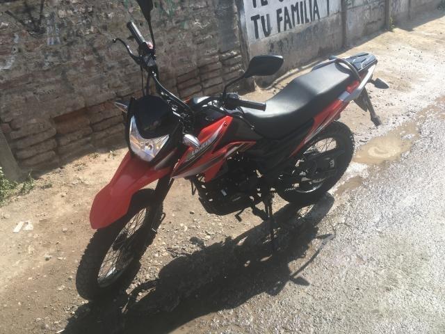 Moto enduro loncin