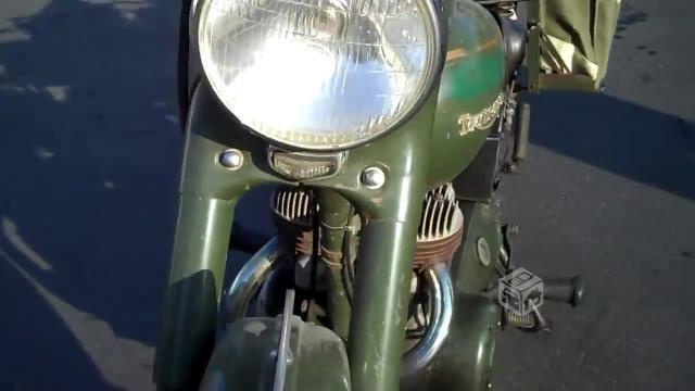 Moto vieja 1957