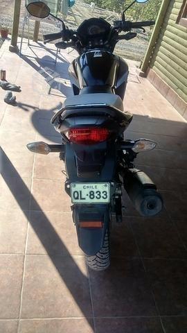 Moto HONDA INVICTA CB150 año 2014 impecable