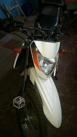 Moto keeway tx200