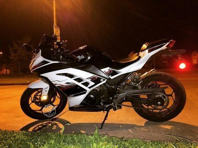 Kawasaky ninja 300