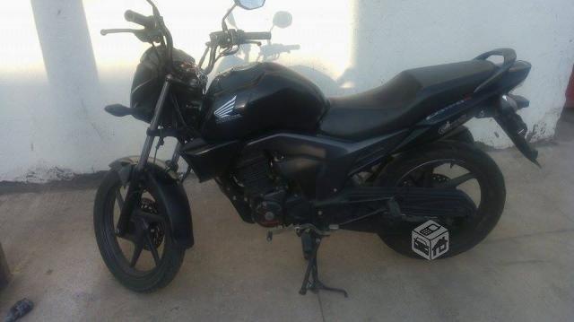 Honda invicta 150cc