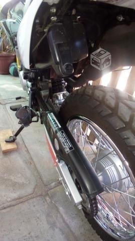 Honda xr 150cc o permuto