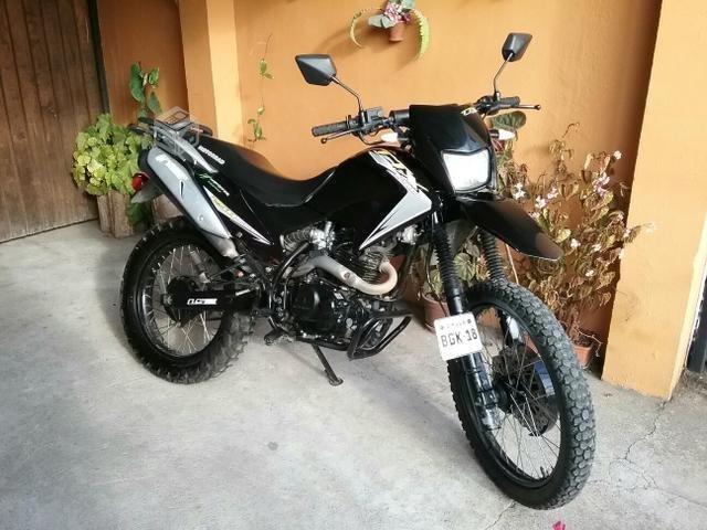 Moto ttx 250 cc. año 2015