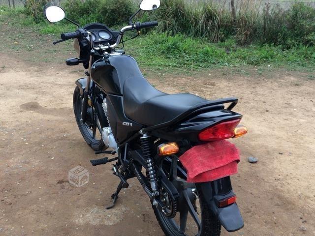Honda cb1 2016 125cc