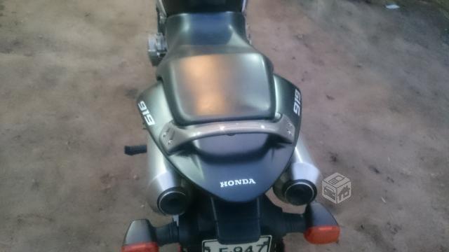 Honda hornet 919