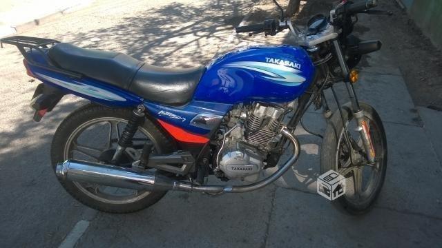 Moto 150 cc takasaki