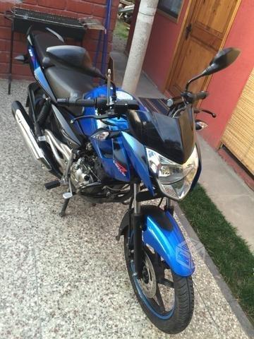 Moto Pulsar 135 ls Bajaj