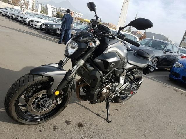 Yamaha mt07