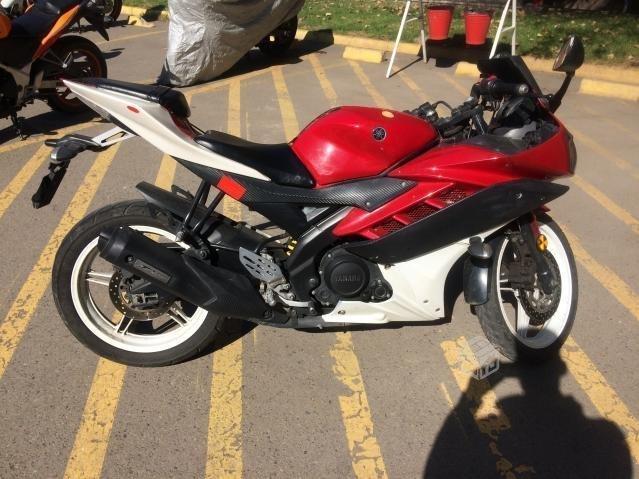 Yamaha r15