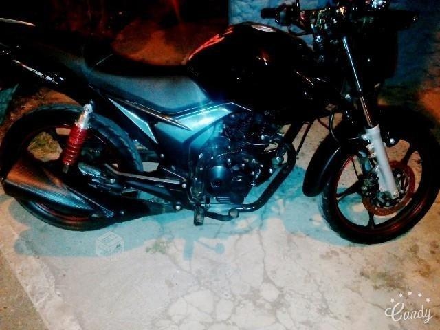 moto loncin cr1