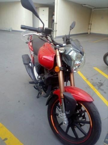 Moto rkv 200cc