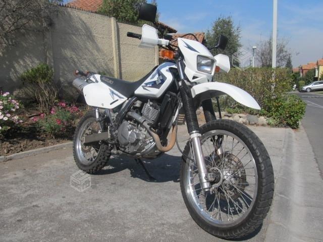 Suzuki DR 650 2012 impecable original