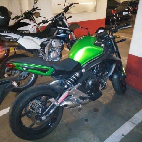 Kawasaki ER6N 2012