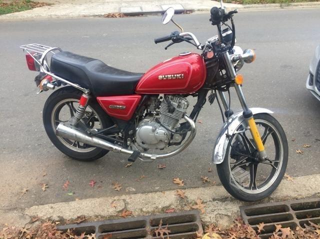 Moto Suzuki g125