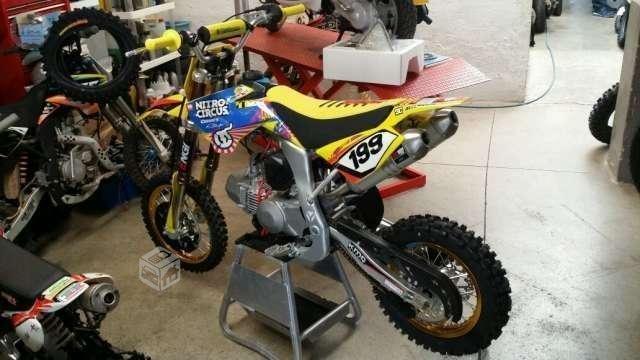 Busco: pitbike con factura sin detalles