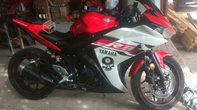 Yamaha R3 320cc