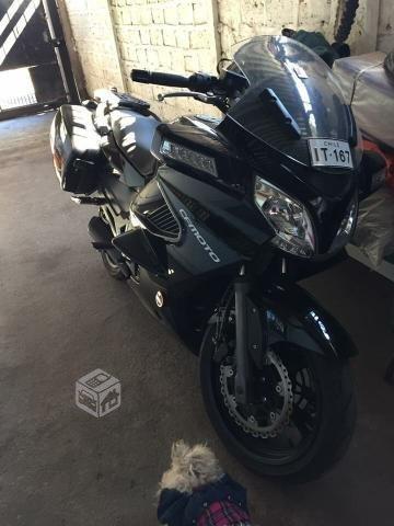 Cfmoto 650 tr