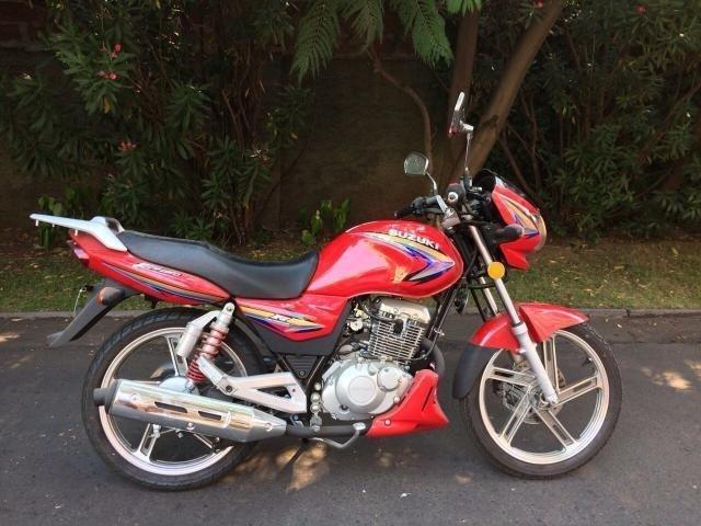 MOTO SUZUKI AÑO 2015 MODELO EN 150 H