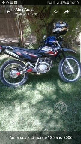 Moto yamaha XTZ cilindraje 125 año 2006