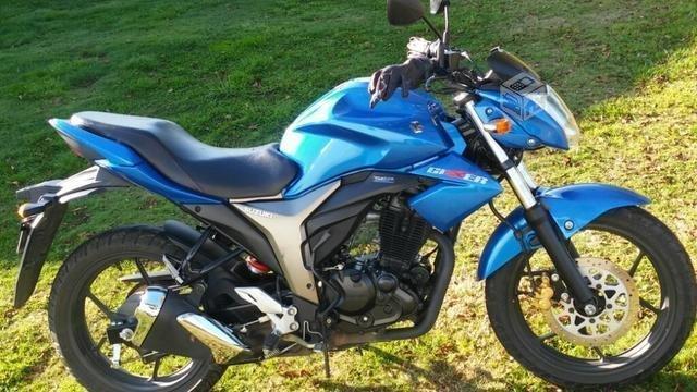 Moto Suzuki Gixxer 2016