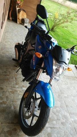 Moto Suzuki Gixxer 2016