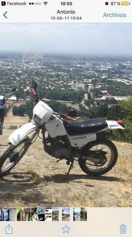 Moto xlr125 HONDA