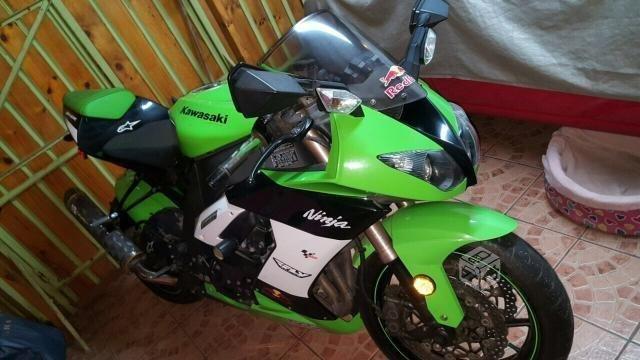 Kawasaki ninja zx10r