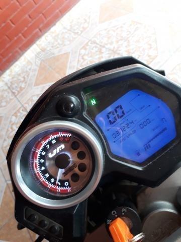 Moto UM XTREET140