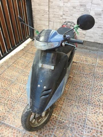 Moto scooter Honda Dio