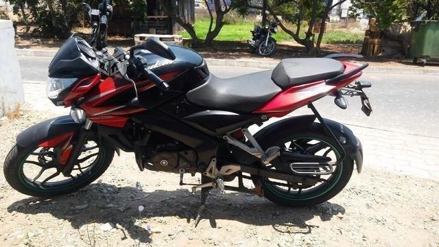 Pulsar 200 nos