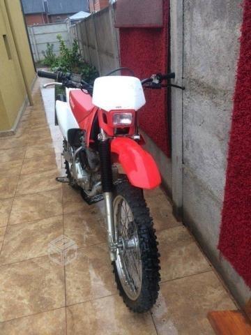 Moto CRF 230 (2014)