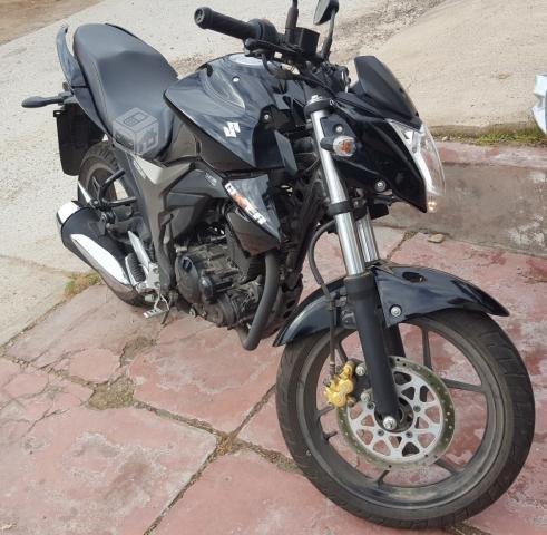 Suzuki Gixxer 2017