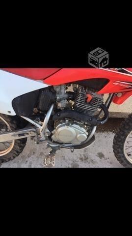 CRF 230 año 2014