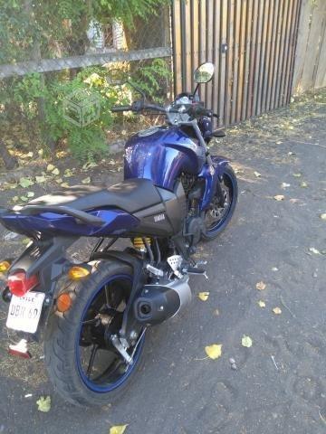 Moto yamaha fz16