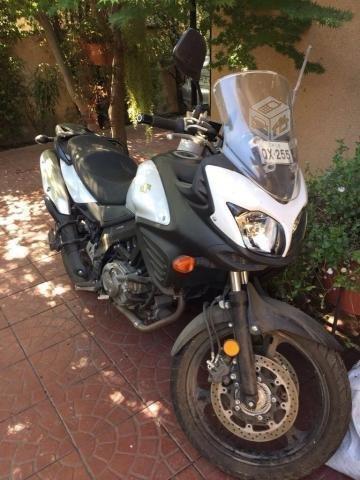 Suzuki VStrom 650 2014 nueva 1.000 Km hoy