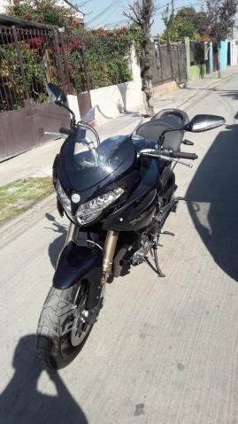 Benelli TREK 899cc