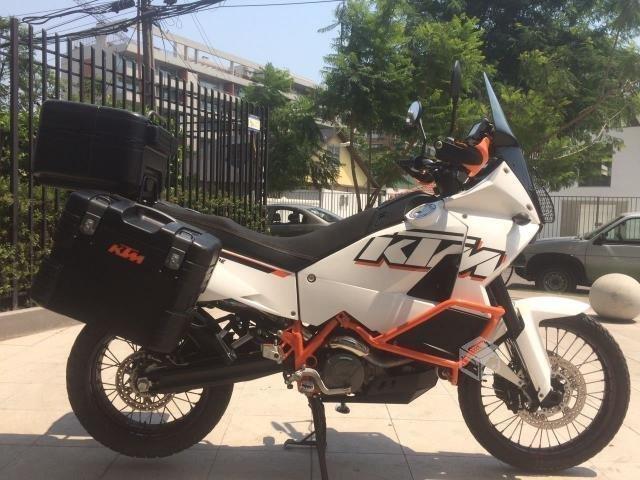 KTM 990 White Edition