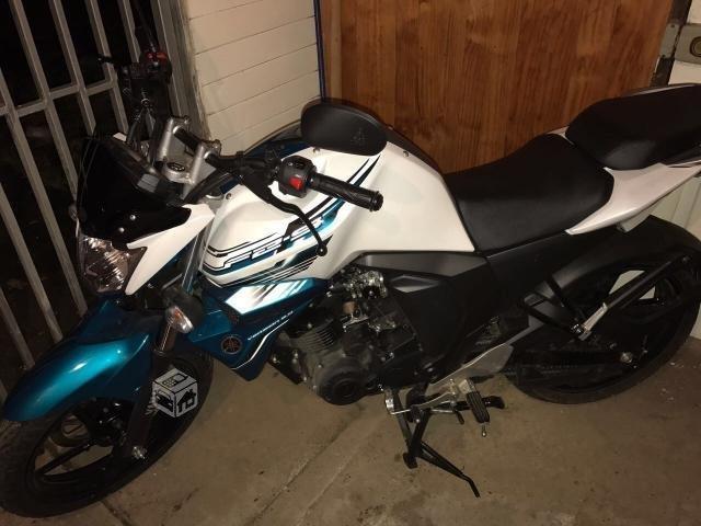 Moto FZ-S Yamaha 2017