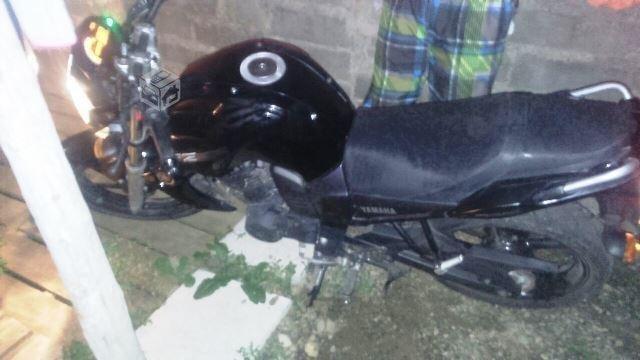 Yamaha fz impecable