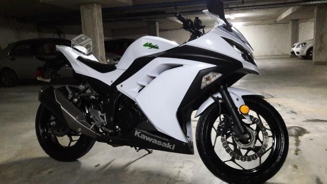 Kawasaki ninja 300 2016