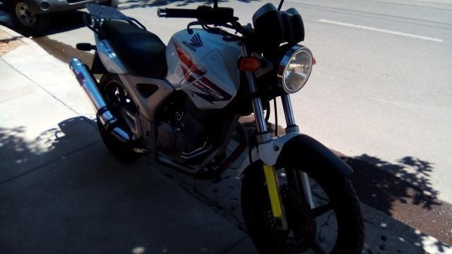 Mi Honda twister 250 cc