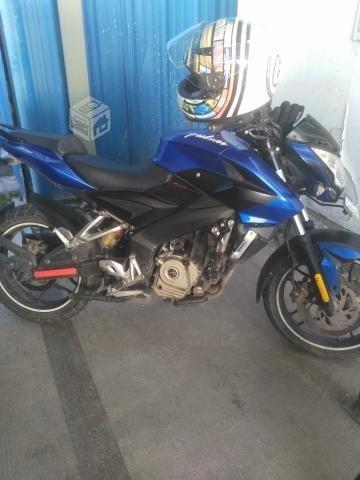 Moto Pulsar NS200