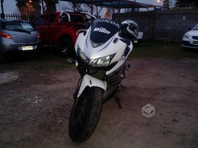 Moto sport CBR 500 honda