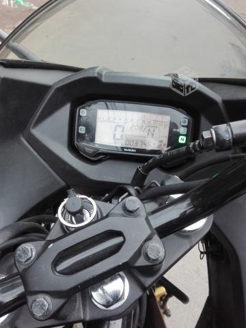 Suzuki Gixxer Sf