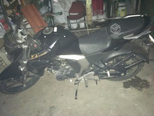 Moto fzn 150 versión 2.0