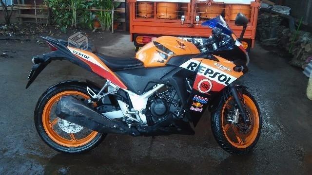 Honda cbr 250 repsol