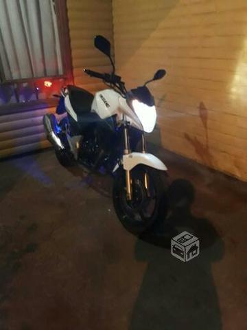 Moto yinxiang motor 250cc