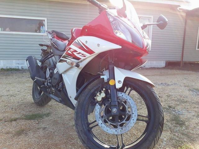 Yamaha r15