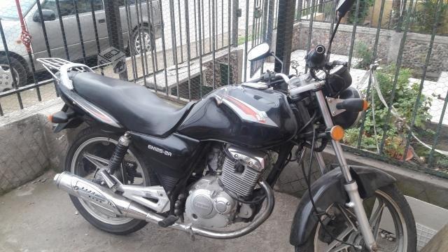 Moto suzuki